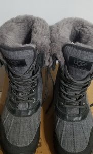 Ugg Adirondack II